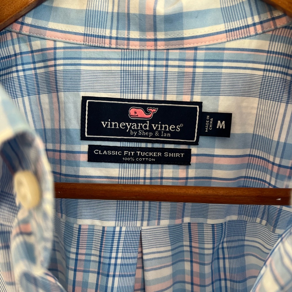 Vineyard Vines Classic fit long sleeve shirt